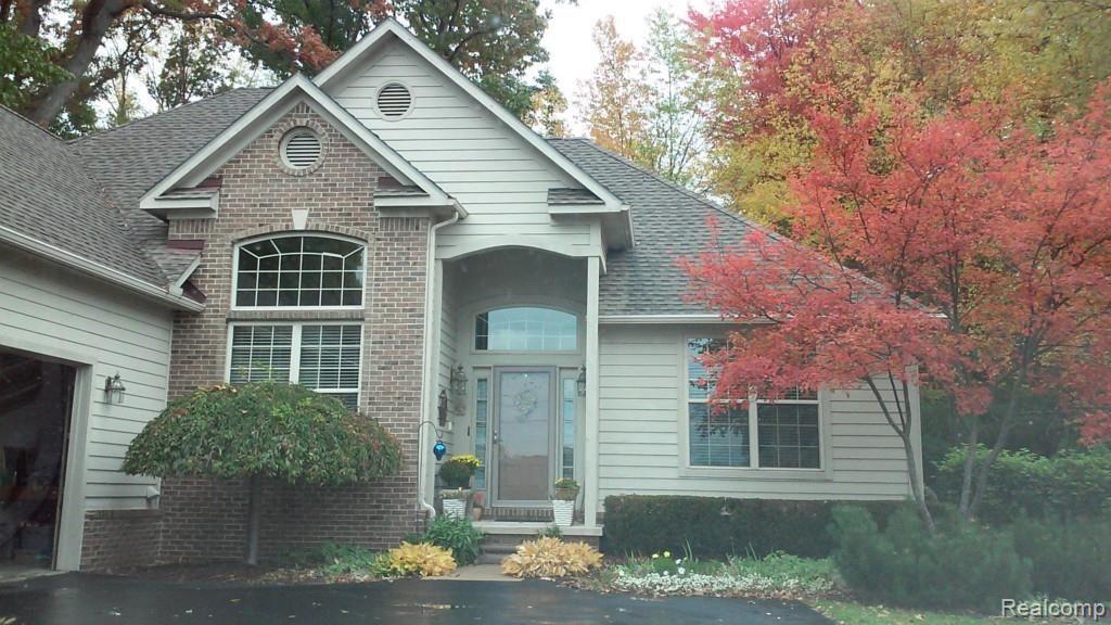 Front Yard 2.jpg