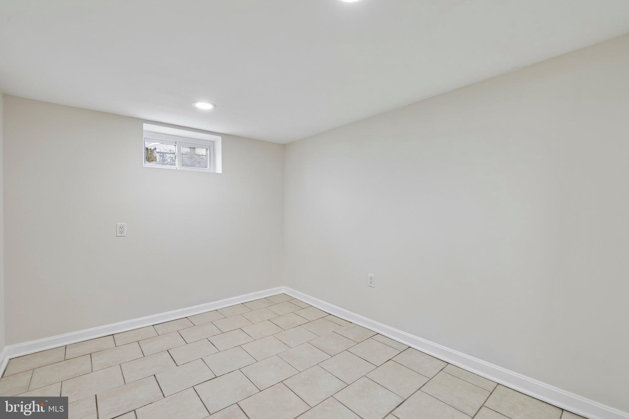 3215 Rosalie Road Baltimore, MD 21227 - Photo 37 of 41 Gallery Image 37