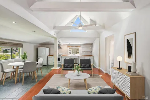 $675,000 | 18450 Lucas Avenue, Sonoma, CA 95476