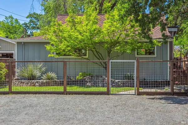 $650,000 | 18450 Lucas Avenue, Sonoma, CA 95476