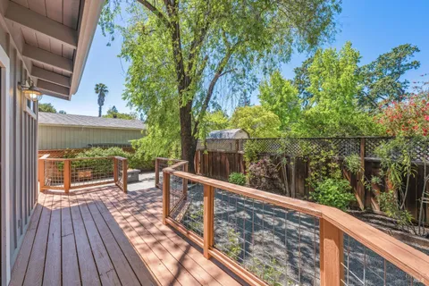 $610,000 | 18450 Lucas Avenue, Sonoma, CA 95476