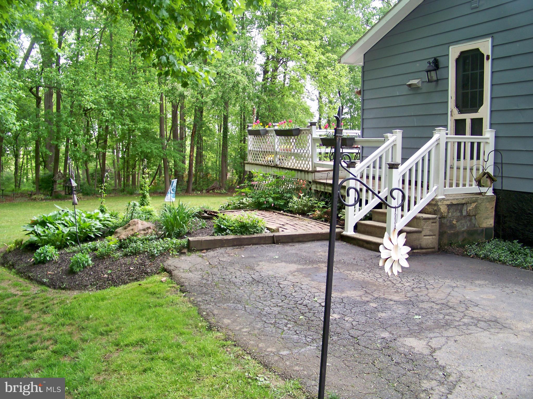 644 Center Road Quarryville, PA 17566 - Photo 3 of 21 Gallery Image 3