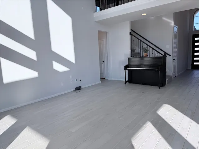 a view of entryway and hall