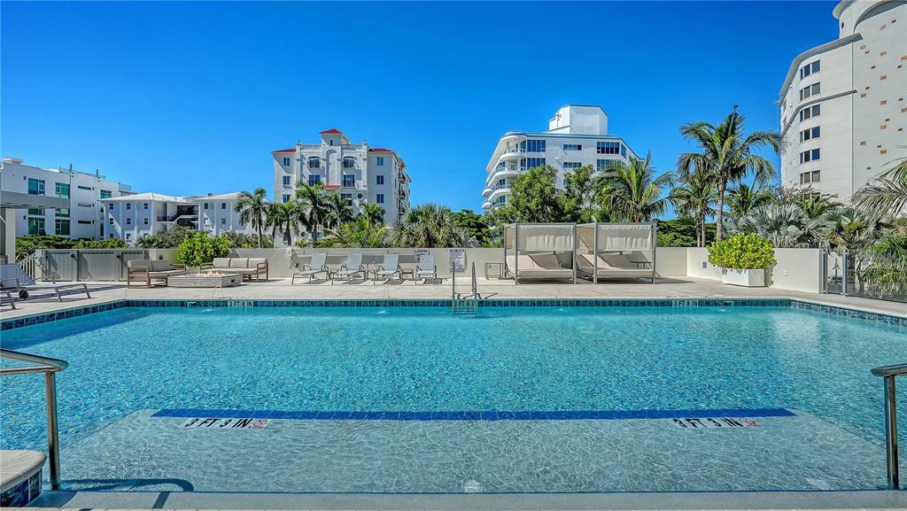 111 Golden Gate Point, Unit 201 Sarasota, FL 34236 - Photo 40 of 64