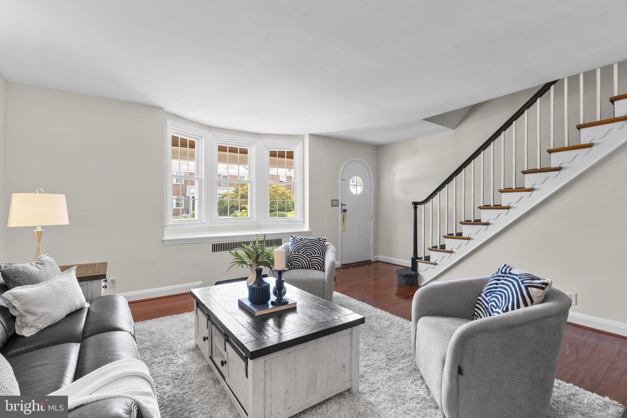 106 Cherrydell Road Baltimore, MD 21228 - Photo 7 of 50 Beautiful bow/bay window
