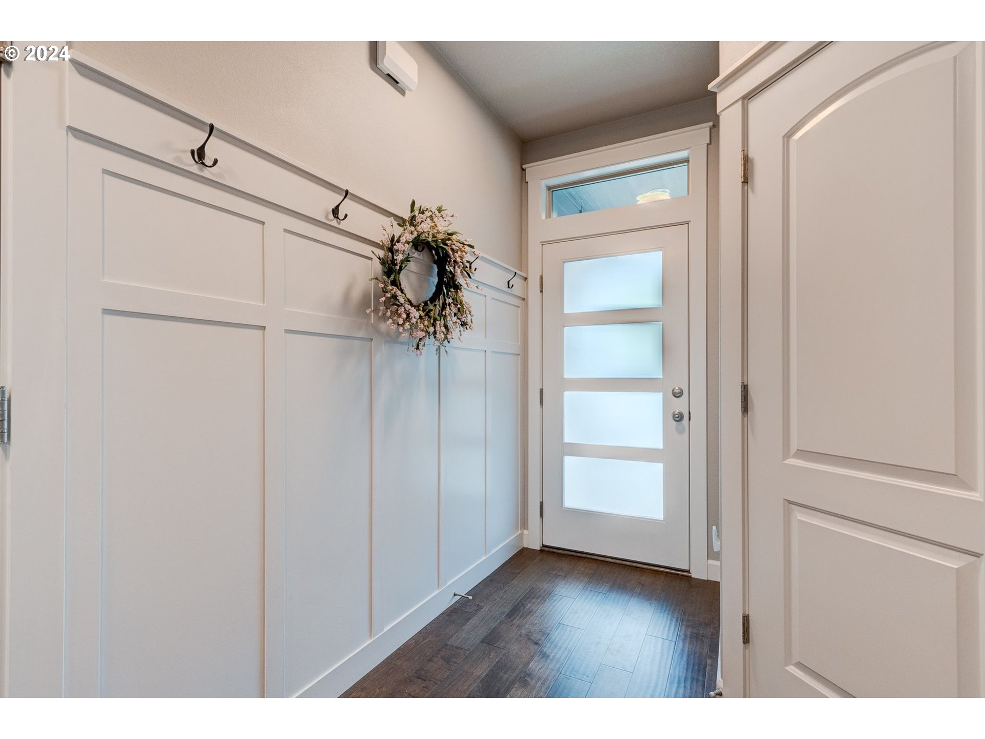 3293 North 10th Street Ridgefield, WA 98642 - Photo 4 of 47 a view of an empty room