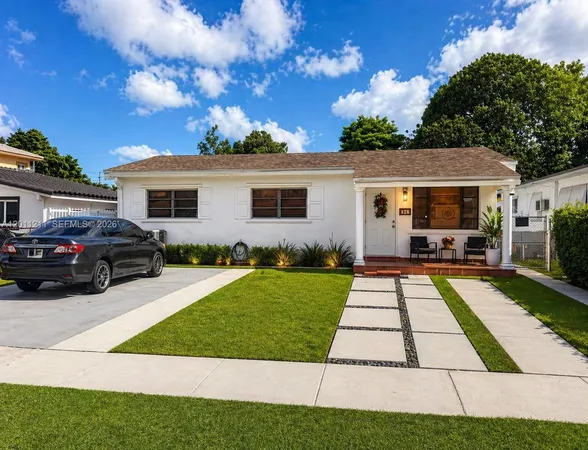 $3,200 | 526 East 54th Street, Hialeah, FL 33013