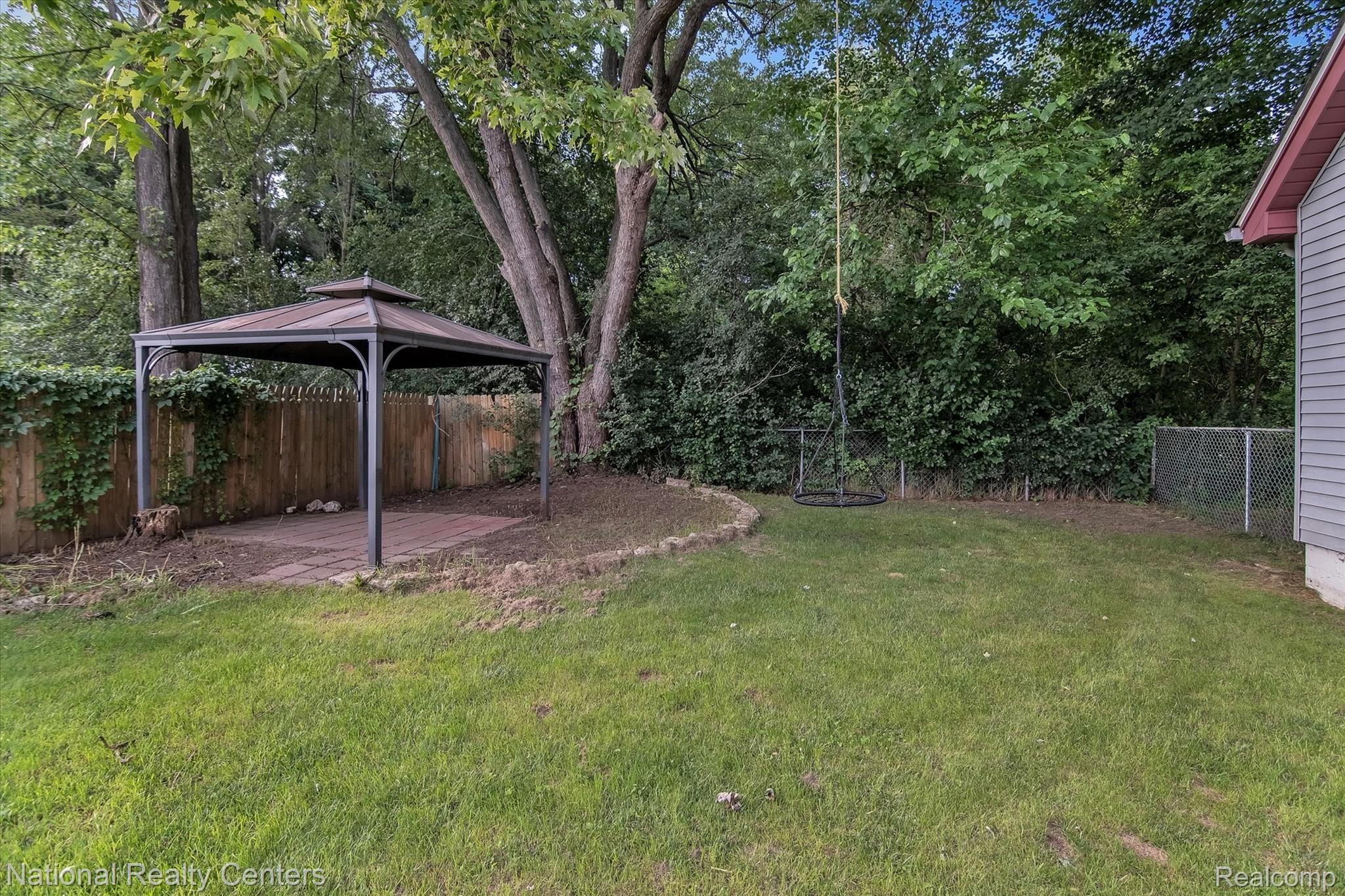 4641 Clintonville Road Clarkston, MI 48346 - Photo 36 of 40 36-4641-Clintonville-Rd-WindowStill-Real-Estate-Photography-36.jpg