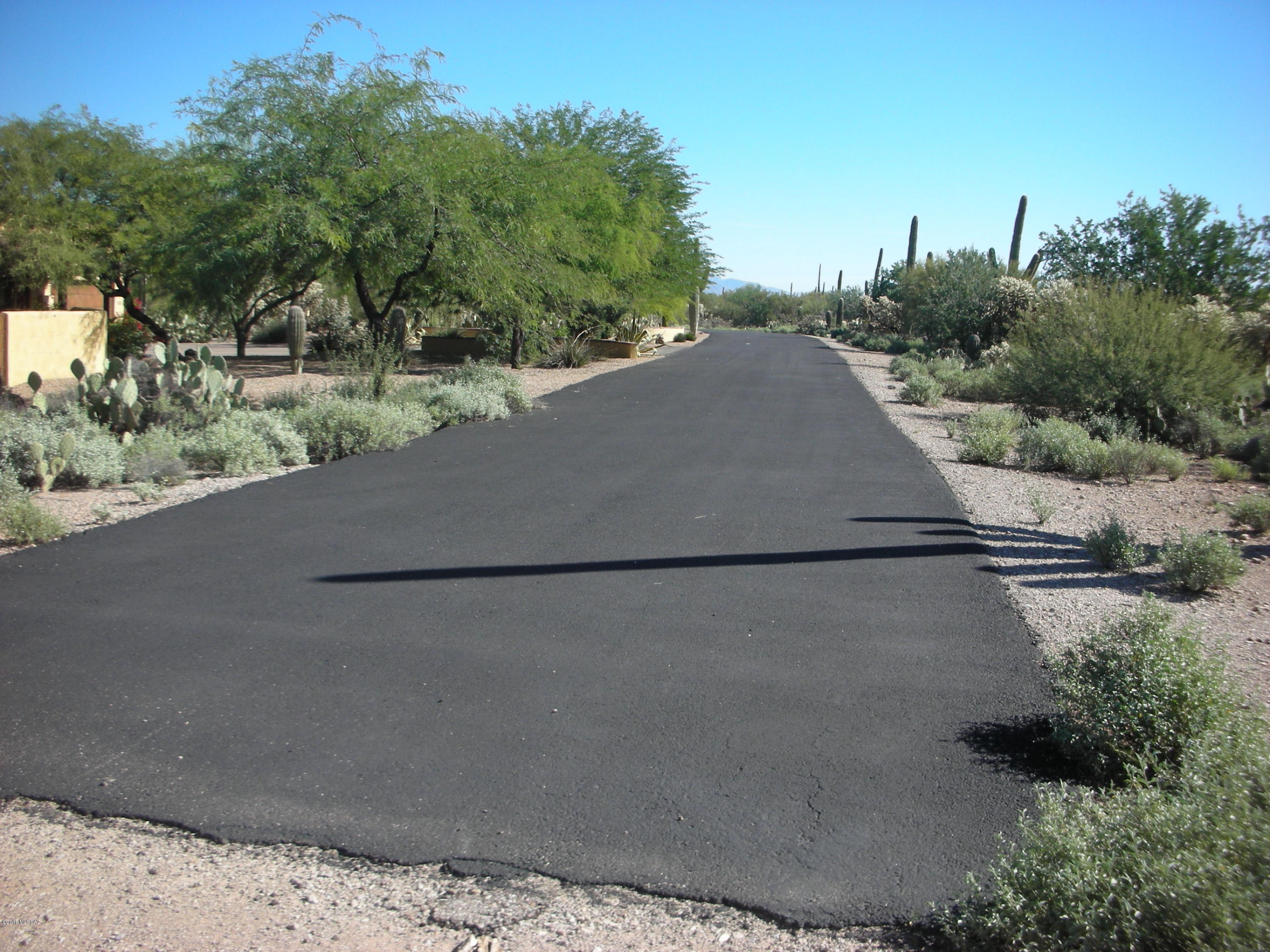 7490 West Ina Road Tucson, AZ 85743 - Photo 8 of 18 Gallery Image 8