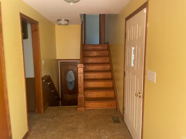 $159,000 | 1906 West James Drive, Marion, IN 46952