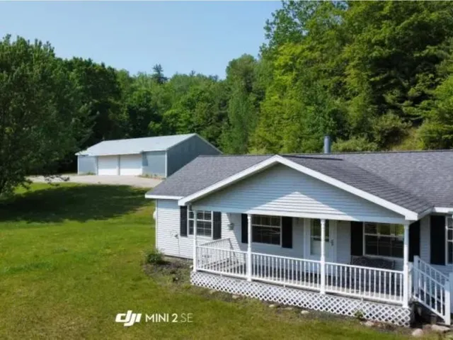 $299,700 | 3025 Lakeshore Drive, Harrisville, MI 48740