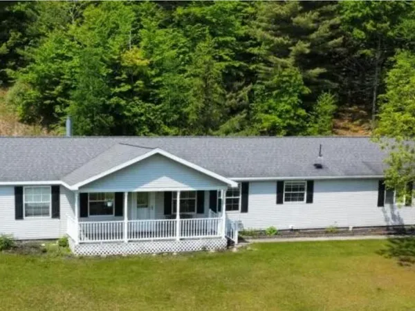 $299,700 | 3025 Lakeshore Drive, Harrisville, MI 48740