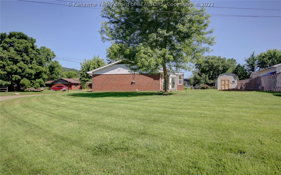135 Seneca Winfield, WV 25213 - Photo 4 of 30 Gallery Image 4