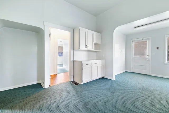 $575,000 | 235 North Fulton Street, Fresno, CA 93701