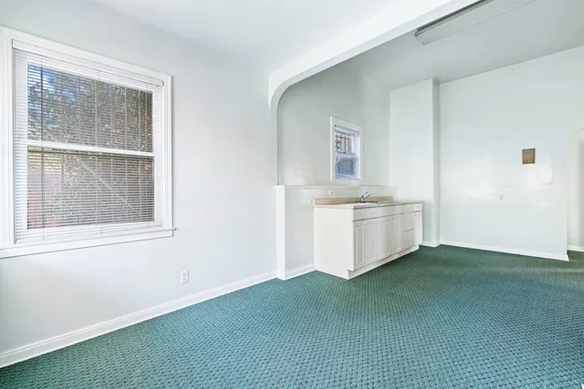 $575,000 | 235 North Fulton Street, Fresno, CA 93701