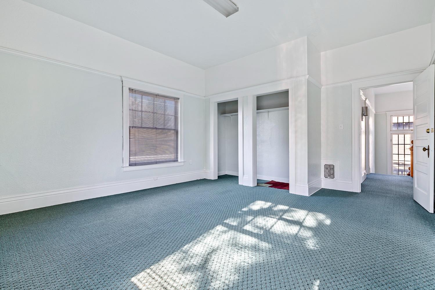 235 North Fulton Street Fresno, CA 93701 - Photo 27 of 43