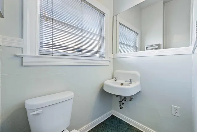 $575,000 | 235 North Fulton Street, Fresno, CA 93701