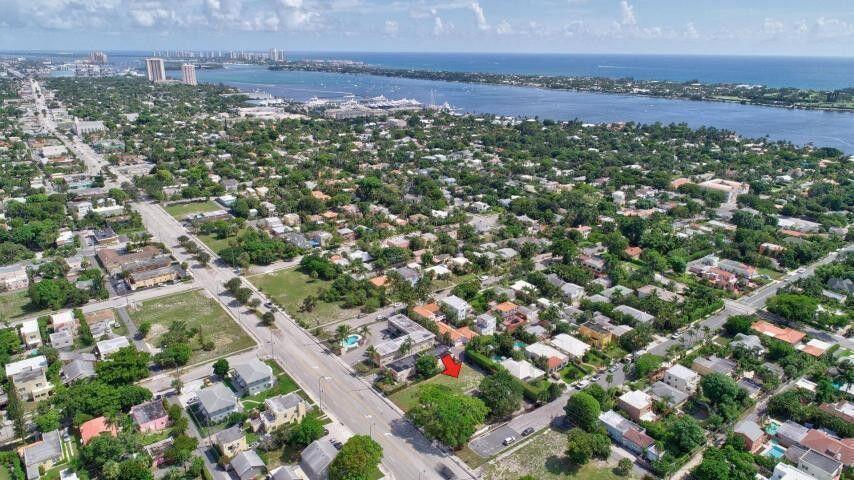 3000 Broadway Avenue, Unit 3 West Palm Beach, FL 33407 - Photo 18 of 19 an aerial view of a city