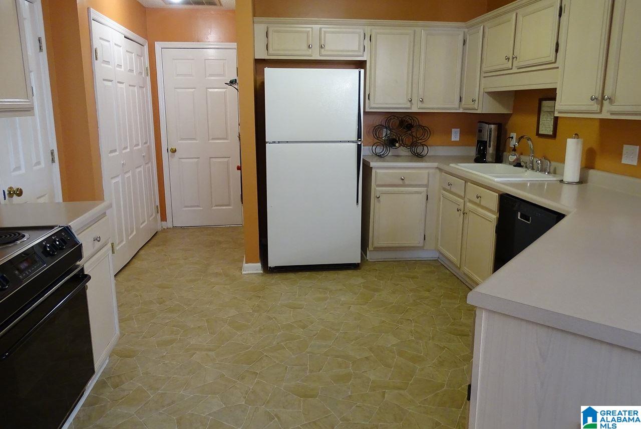3732 Stone Ridge Terrace Birmingham, AL 35216 - Photo 10 of 22