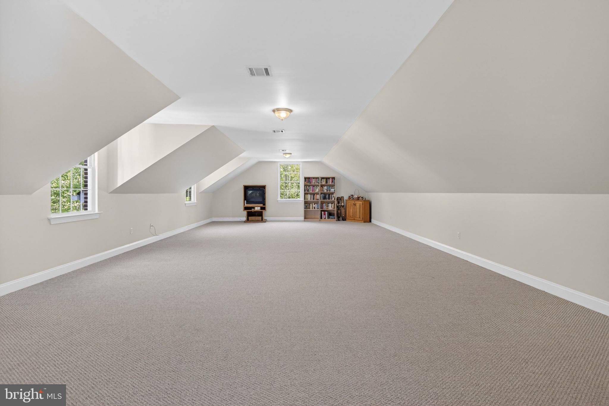 116 Rabbit Hill Road Princeton Junction, NJ 08550 - Photo 49 of 80 700 sq ft of space