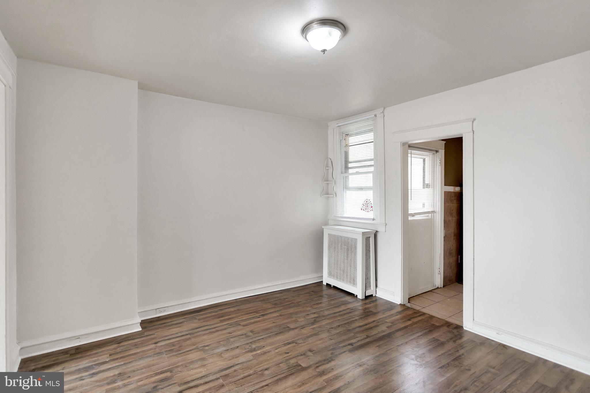 356 Richfield Road Upper Darby, PA 19082 - Photo 8 of 24