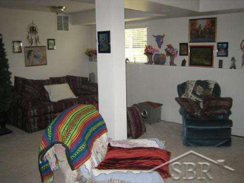4725 Hackett Road Saginaw, MI 48603 - Photo 9 of 15 20044146-8.JPG