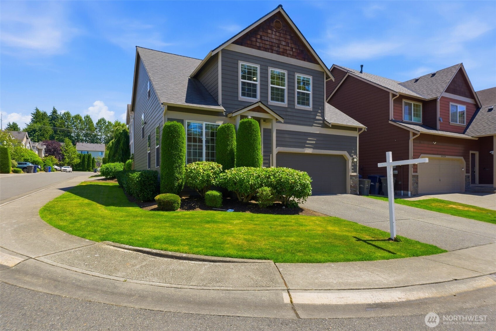 19215 25th Avenue Southeast Bothell, WA 98012 - Photo 2 of 39