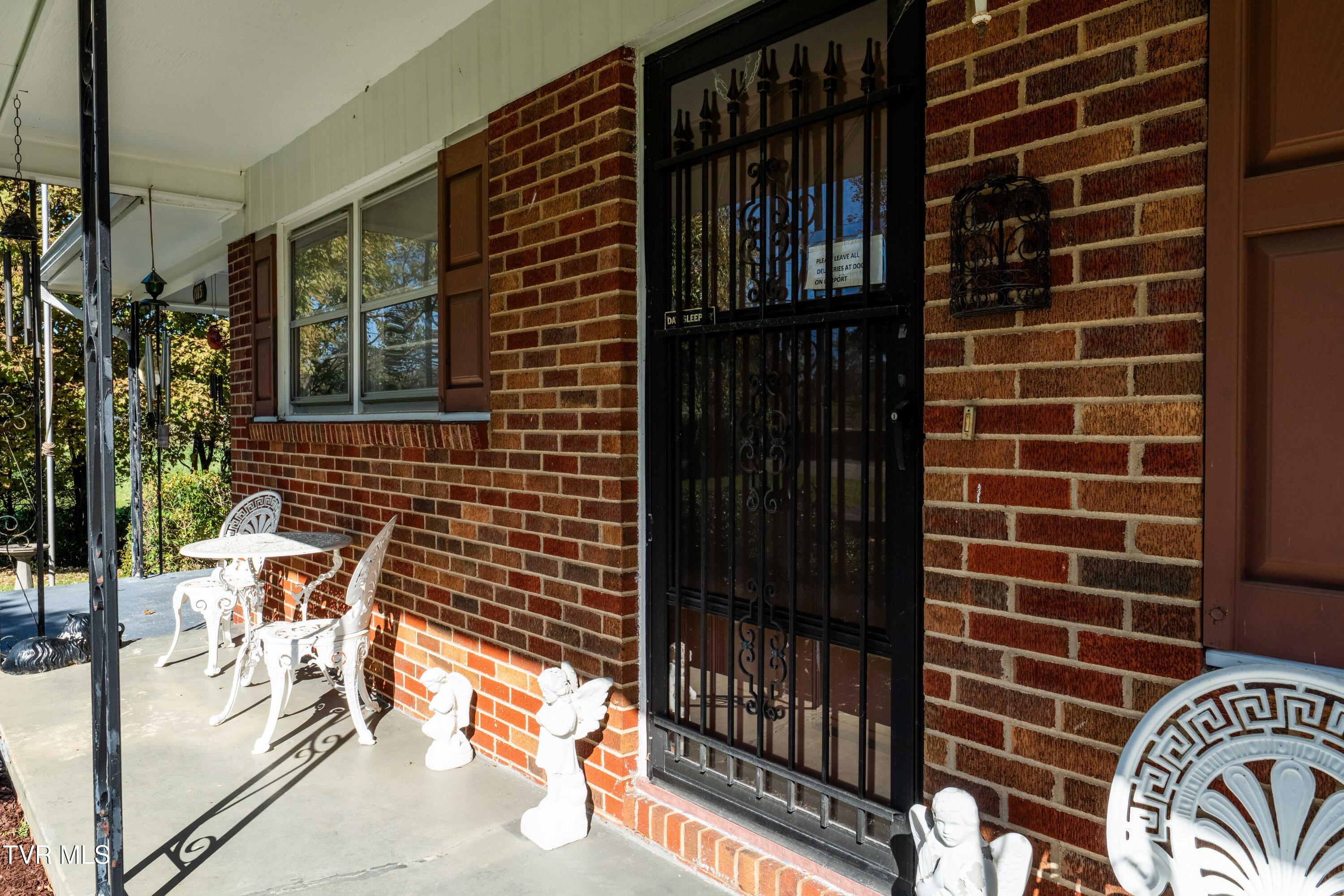 1115 Huffine Road Johnson City, TN 37604 - Photo 11 of 48 1115 Huffine Rd (10 of 52)