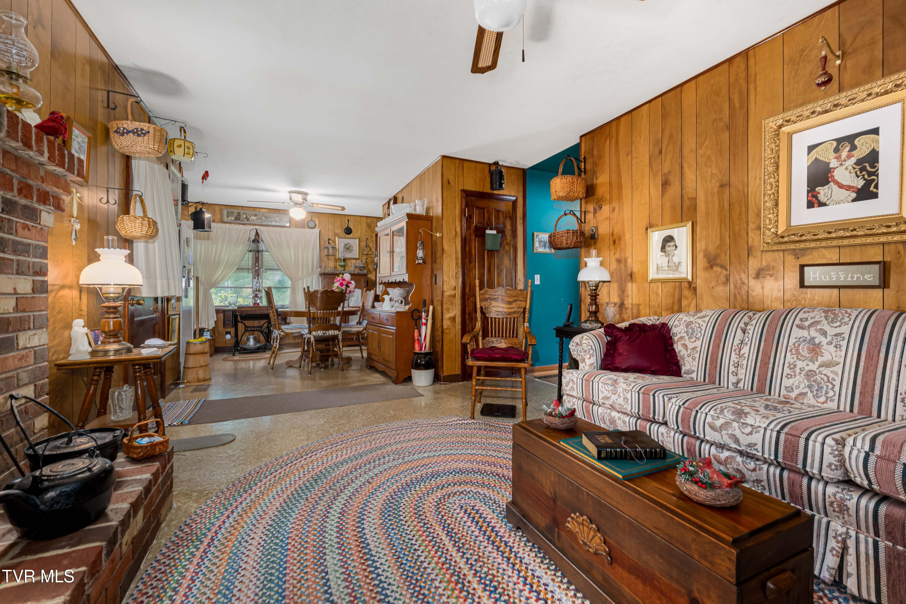 1115 Huffine Road Johnson City, TN 37604 - Photo 18 of 48 1115 Huffine Rd (32 of 52)