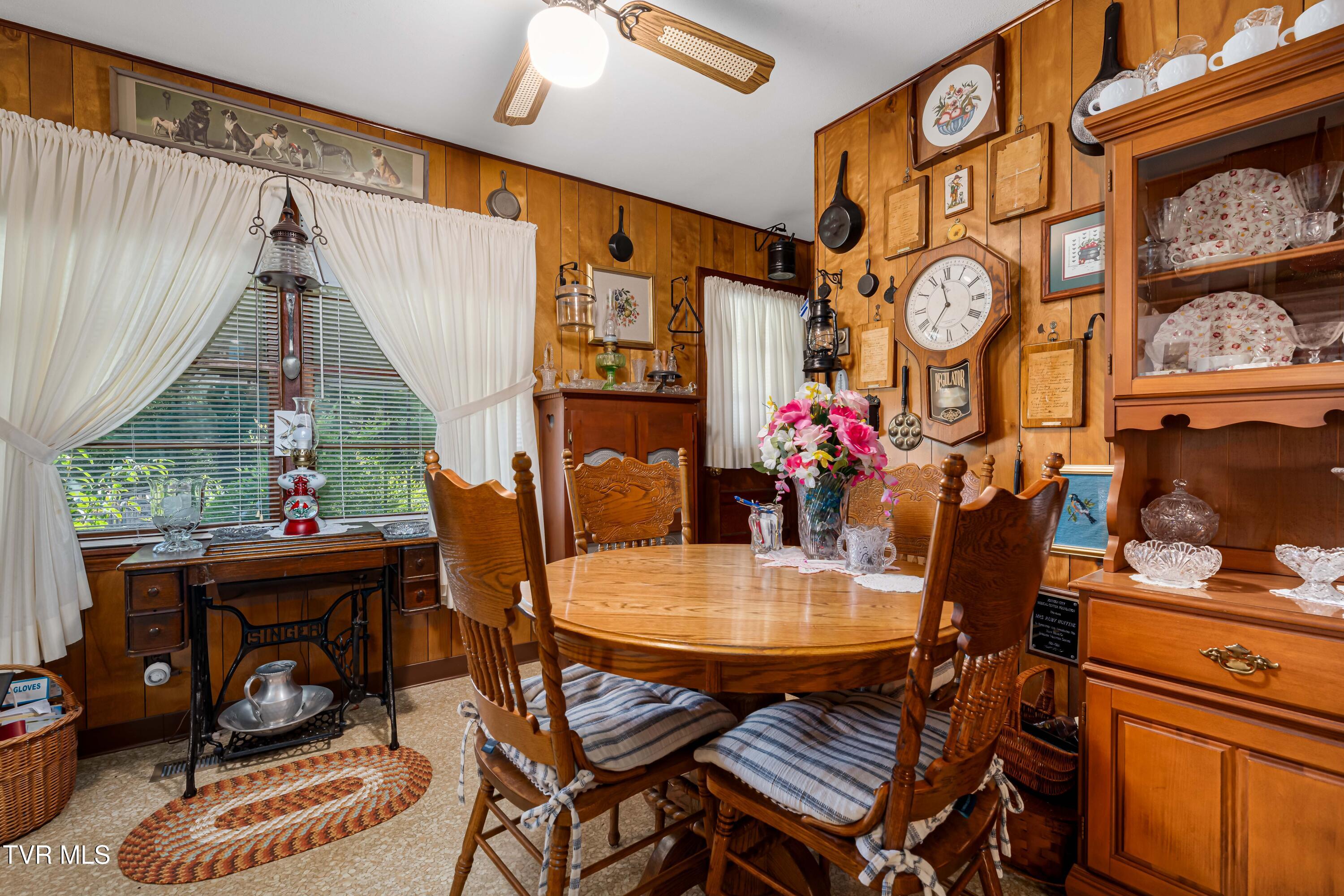 1115 Huffine Road Johnson City, TN 37604 - Photo 19 of 48 1115 Huffine Rd (33 of 52)