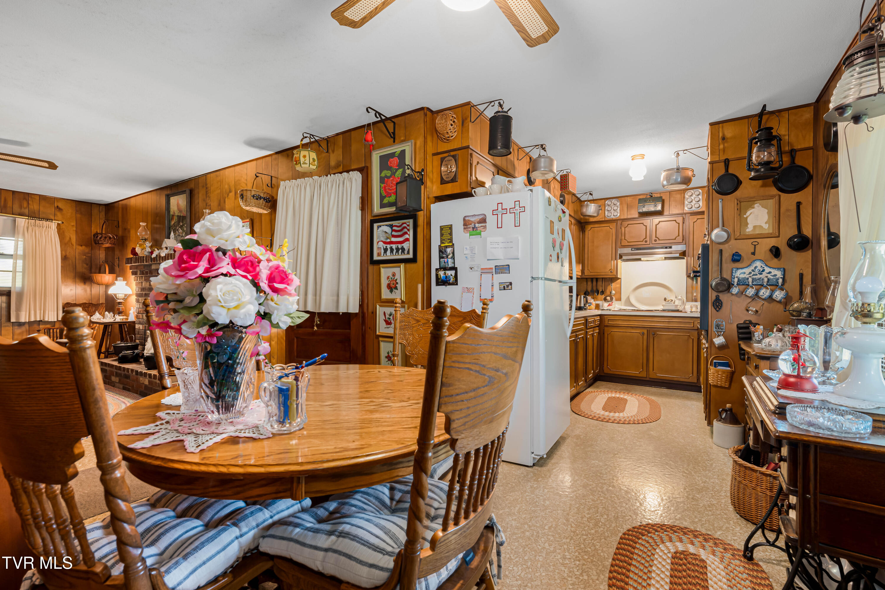 1115 Huffine Road Johnson City, TN 37604 - Photo 20 of 48 1115 Huffine Rd (34 of 52)