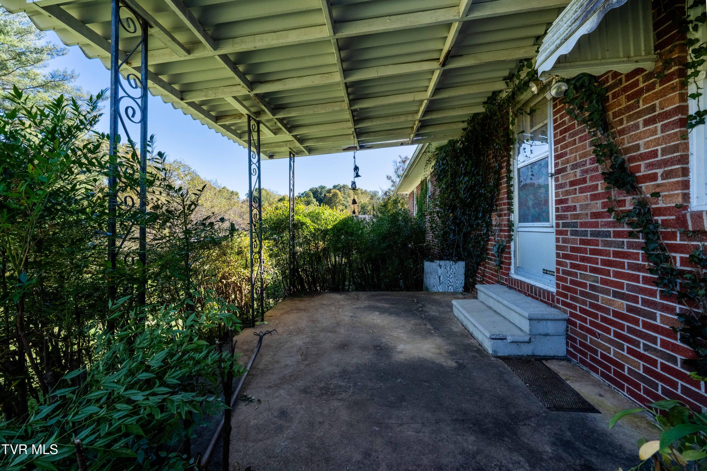 1115 Huffine Road Johnson City, TN 37604 - Photo 38 of 48 1115 Huffine Rd (13 of 52)