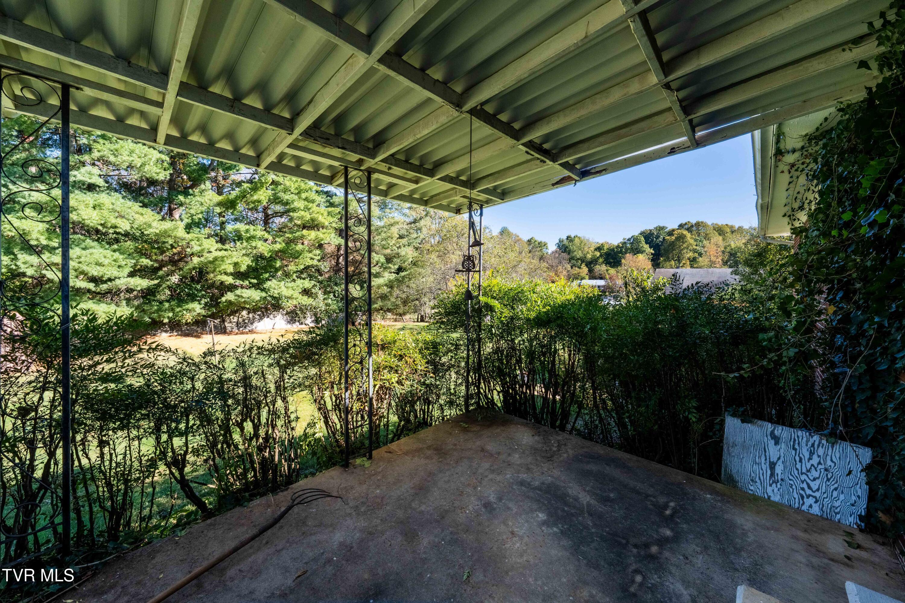 1115 Huffine Road Johnson City, TN 37604 - Photo 39 of 48 1115 Huffine Rd (14 of 52)