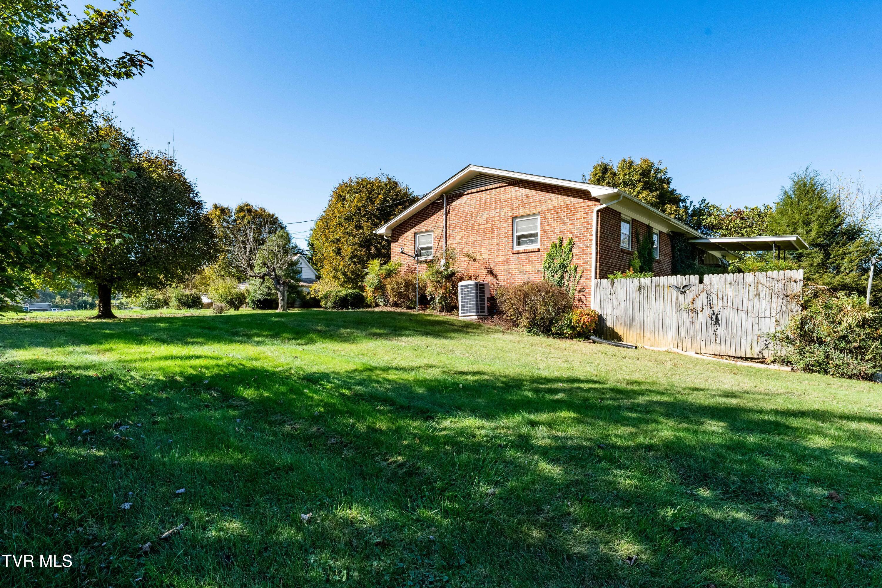 1115 Huffine Road Johnson City, TN 37604 - Photo 44 of 48 1115 Huffine Rd (18 of 52)