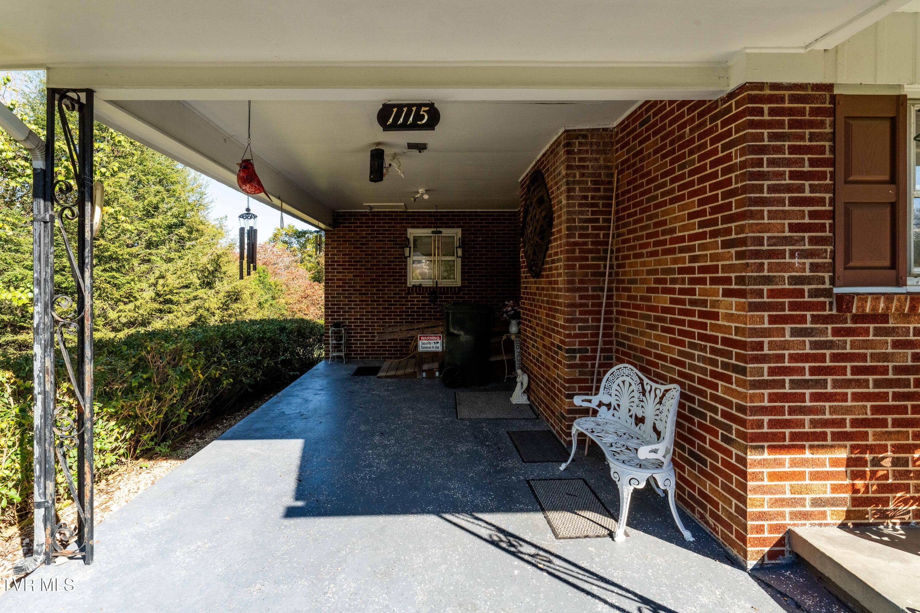 1115 Huffine Road Johnson City, TN 37604 - Photo 7 of 48 1115 Huffine Rd (7 of 52)