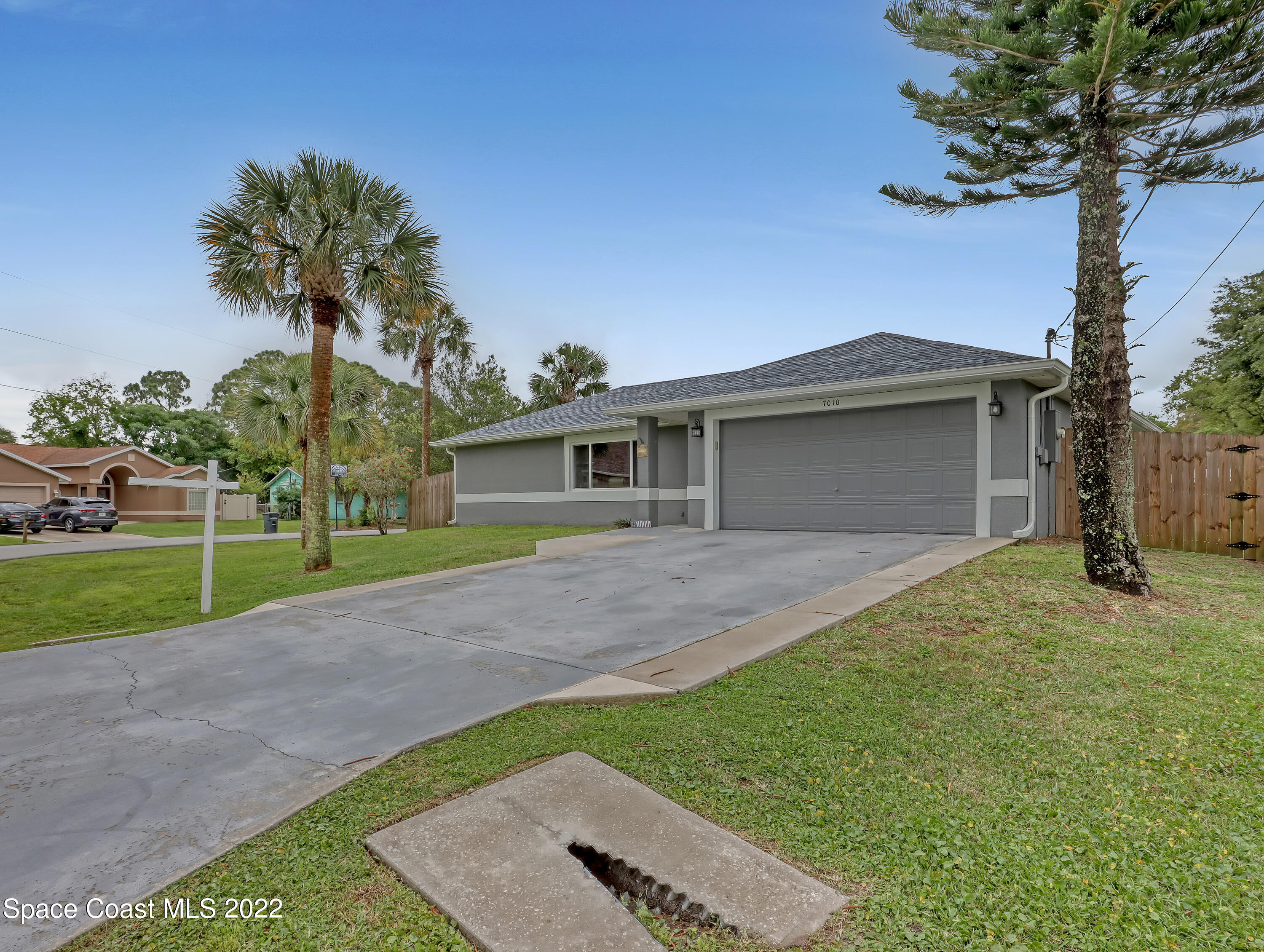 7010 Bayfront Road Cocoa, FL 32927 - Photo 2 of 36 CORNER LOT