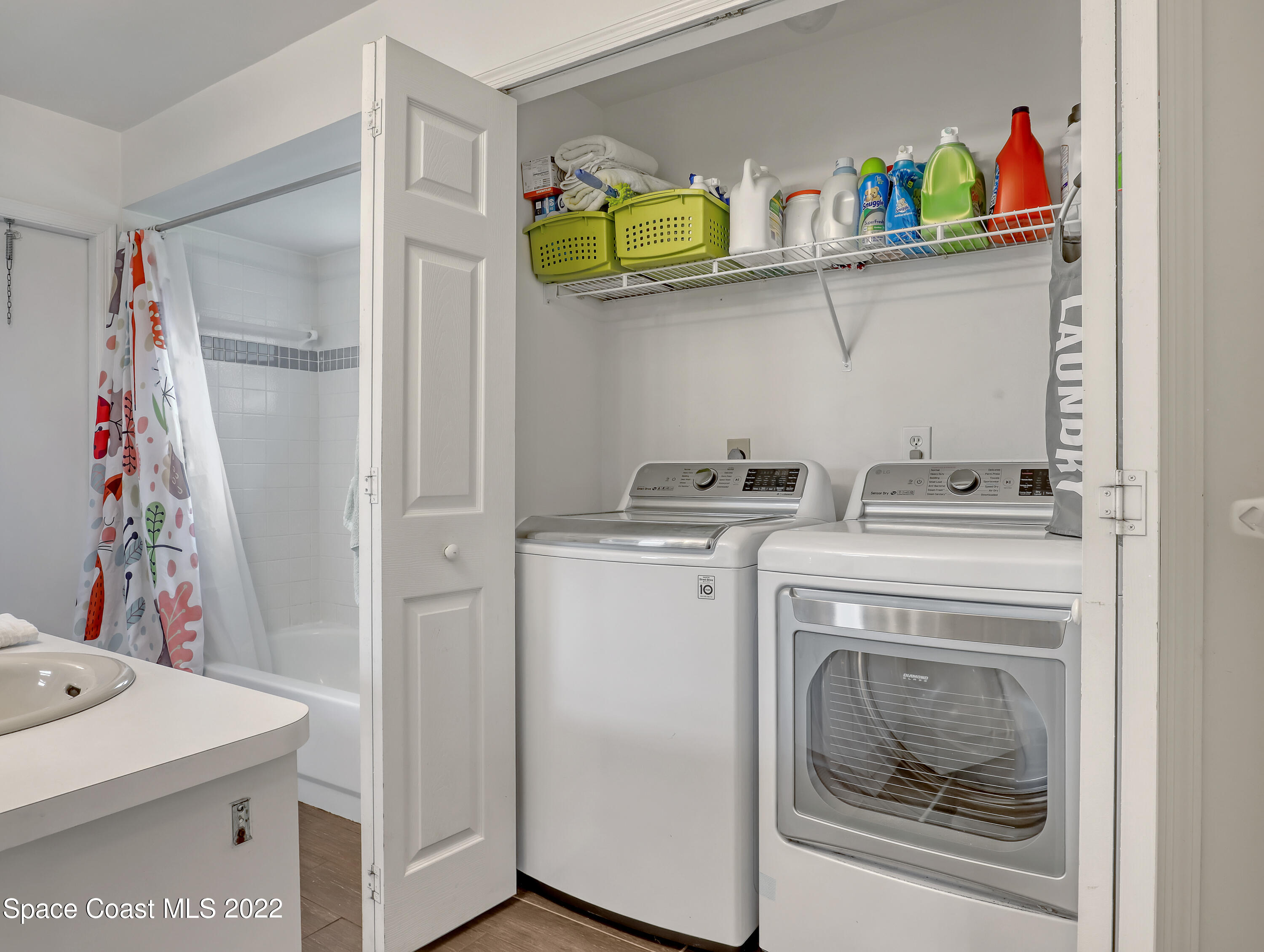 7010 Bayfront Road Cocoa, FL 32927 - Photo 20 of 36 LAUNDRY