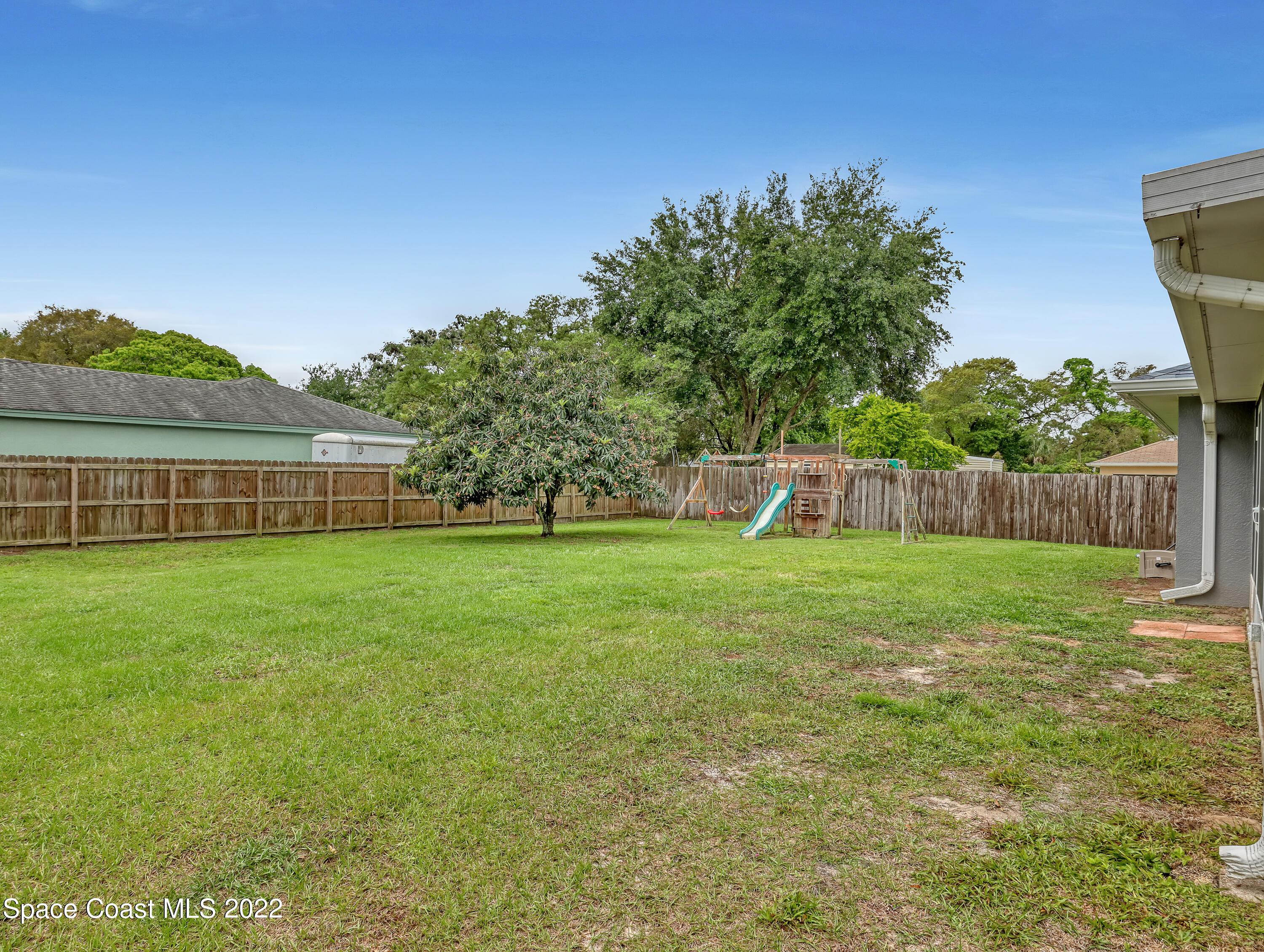 7010 Bayfront Road Cocoa, FL 32927 - Photo 26 of 36 OVERSIZED YARD