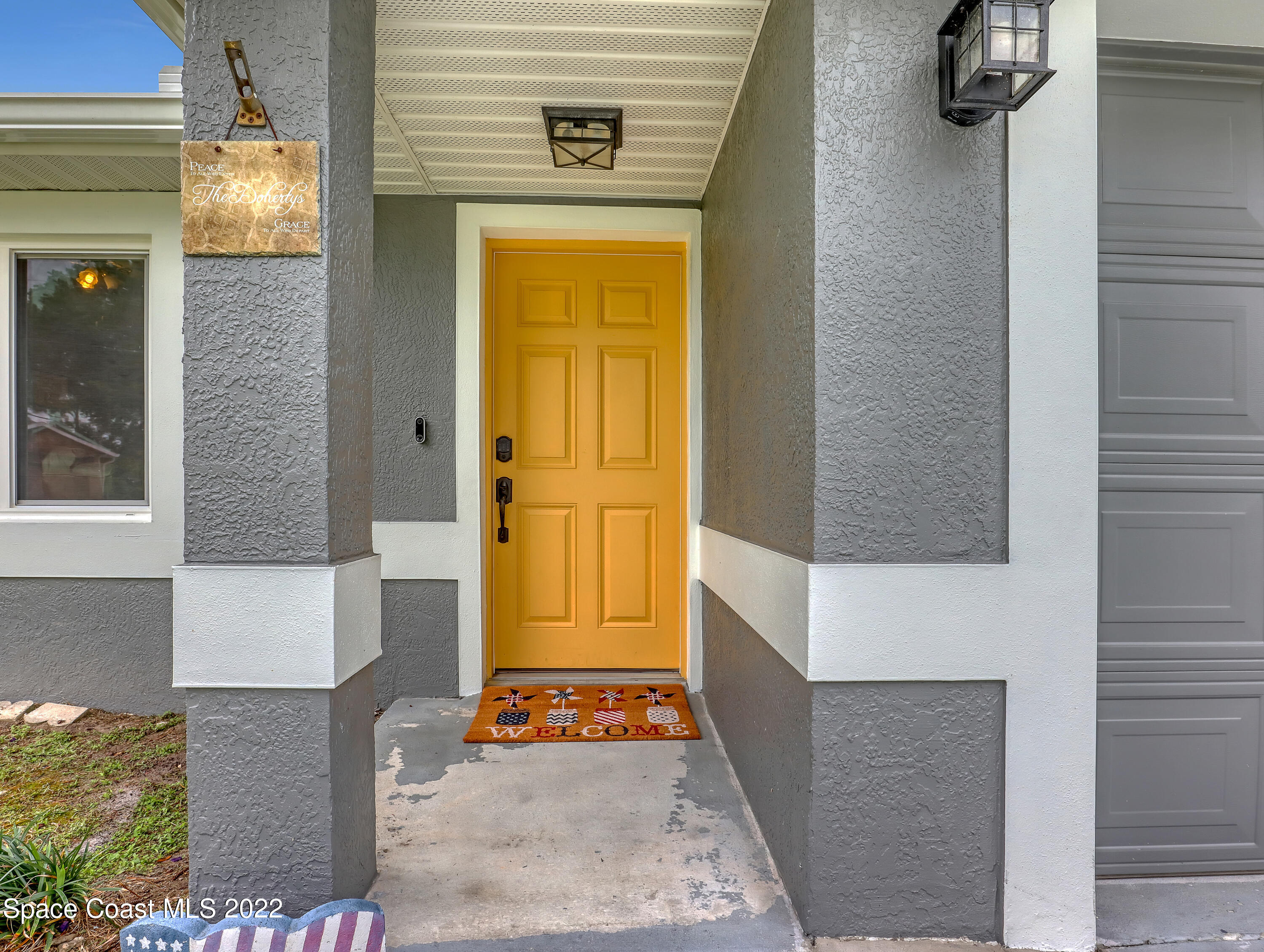 7010 Bayfront Road Cocoa, FL 32927 - Photo 3 of 36 FRONT OF HOME