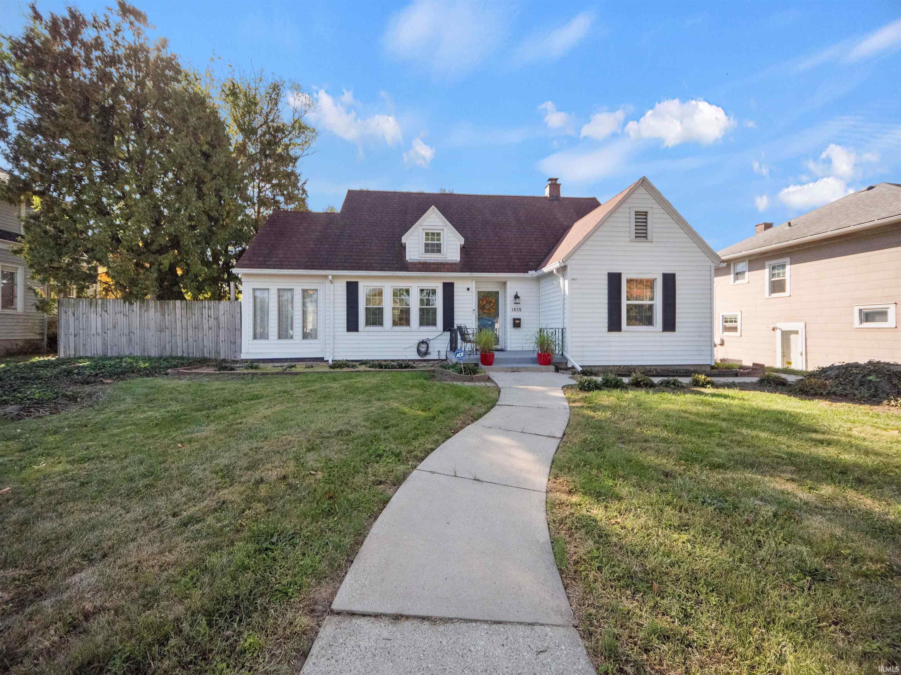 1635 Spring Street Fort Wayne, IN 46808 - Photo 1 of 36 Gallery Image 1
