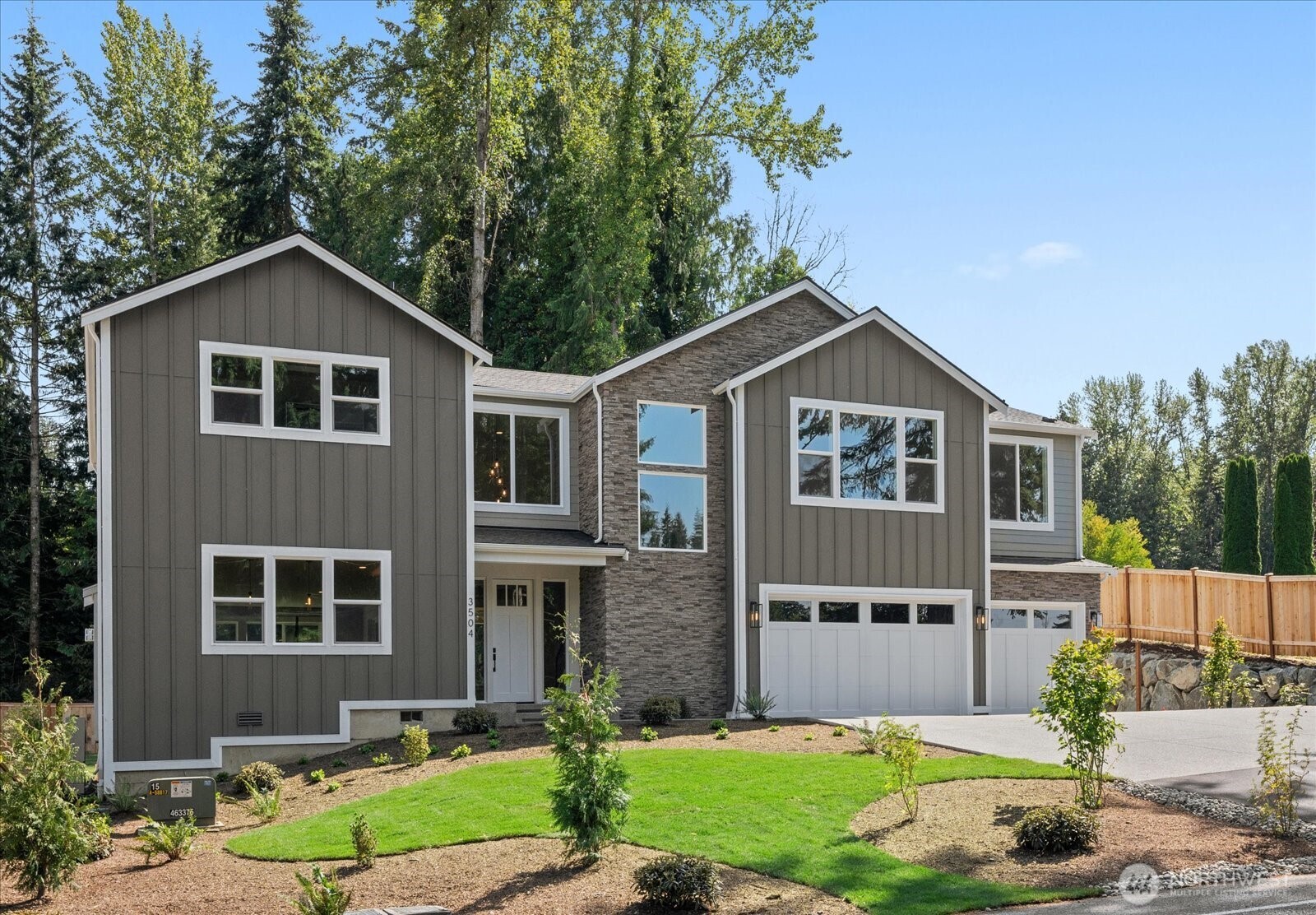 3504 Alaska Road Brier, WA 98036 - Photo 2 of 40 Gallery Image 2