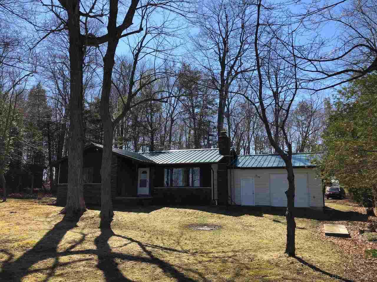 5354 Lakeshore Road Deckerville, MI 48427 - Photo 23 of 25 50012265-22.JPG