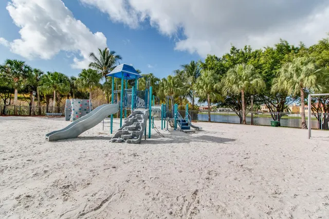 $4,590 | 9615 Shepard Place, Wellington, FL 33414