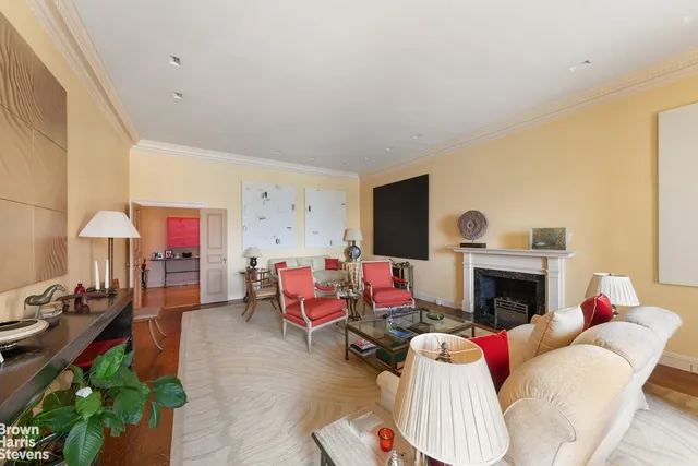 $2,350,000 | 435 East 52nd Street, Unit 6C | Midtown East