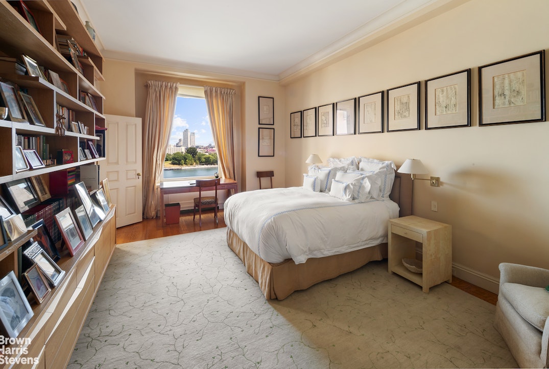 435 East 52nd Street, Unit 6C Manhattan, NY 10022 - Photo 3 of 26