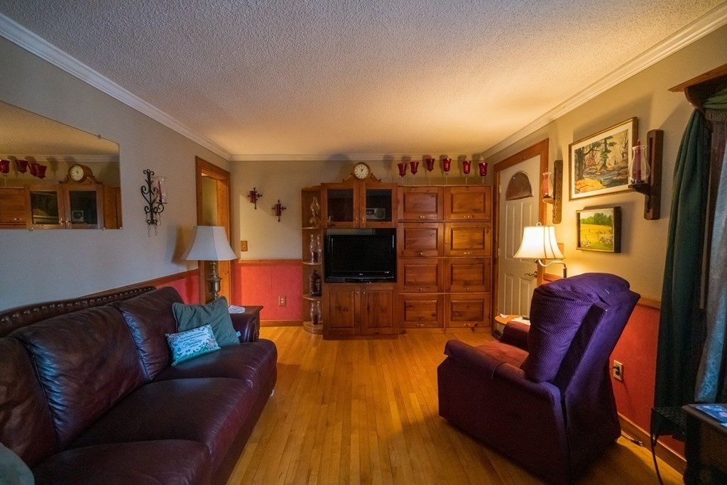 103 Pelham Road Amherst, MA 01002 - Photo 13 of 30 Gallery Image 13