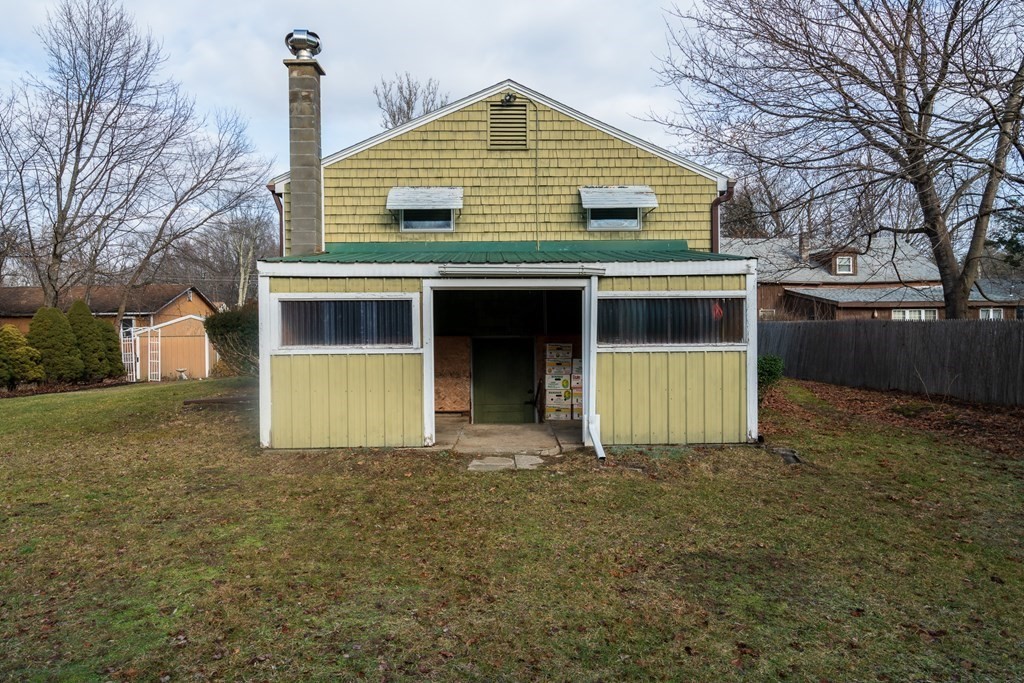 103 Pelham Road Amherst, MA 01002 - Photo 7 of 30 Gallery Image 7