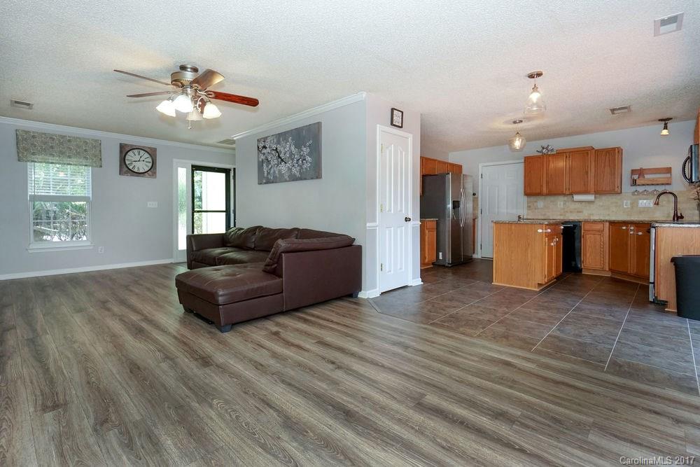 15273 Tracy Beth Road Huntersville, NC 28078 - Photo 4 of 24 Gallery Image 4