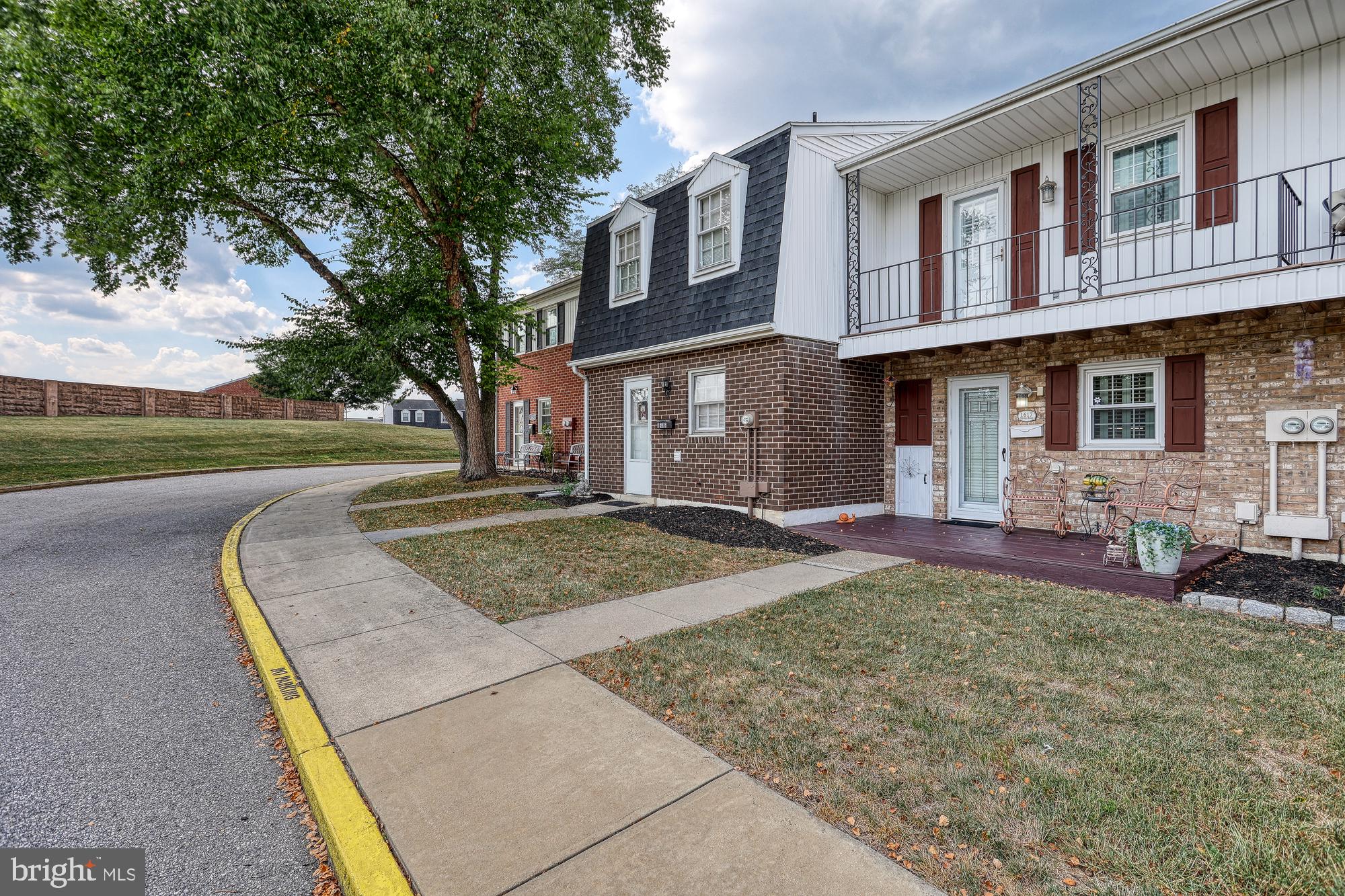 1617 Devers Road York, PA 17404 - Photo 4 of 34