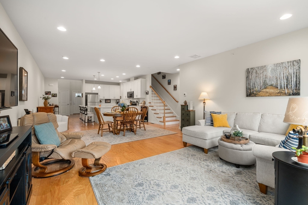 56 Shannon Way, Unit 56 Upton, MA 01568 - Photo 12 of 36